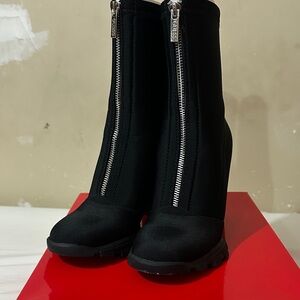 Guess Black Platform Boots with Silver Zipper